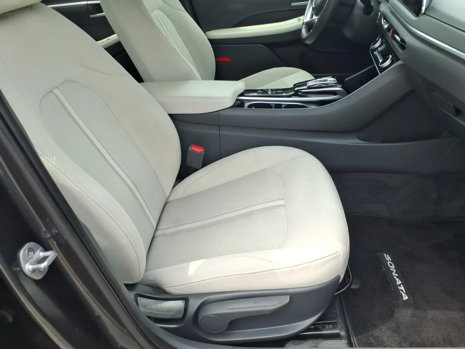 Used 2023 Portofino Gray Hyundai SEL image 20