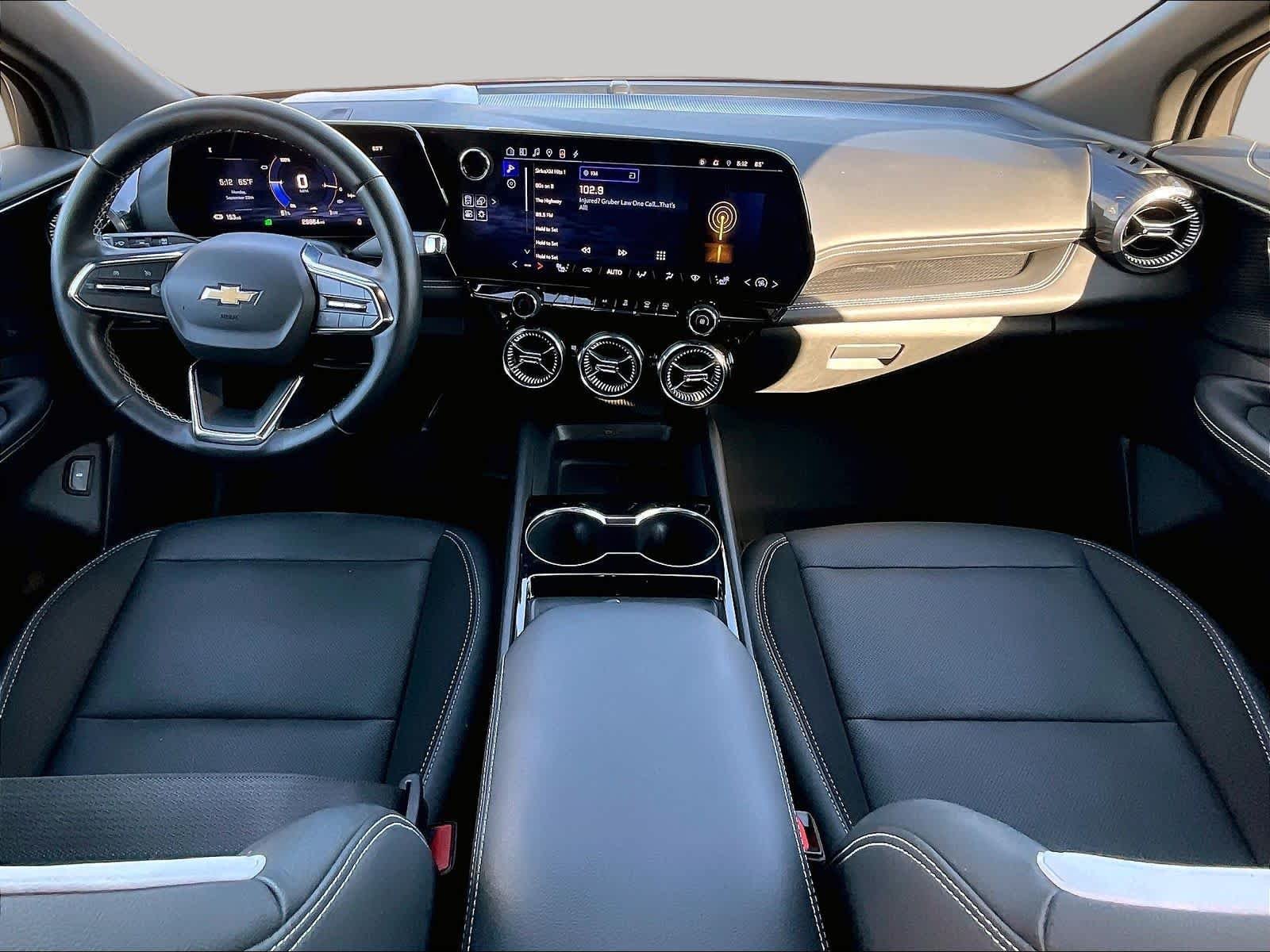 2024 Chevrolet Blazer EV LT - Photo 9
