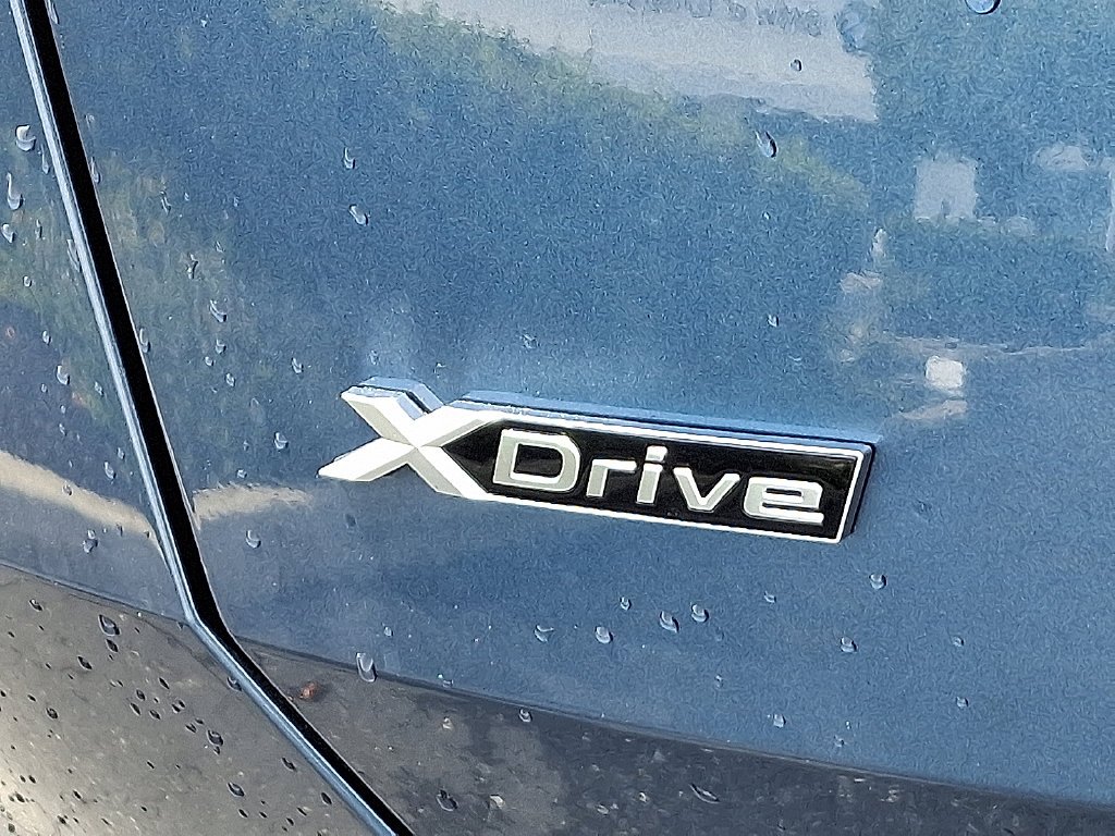 New 2026 Blue Metallic BMW 30 xDrive image 6
