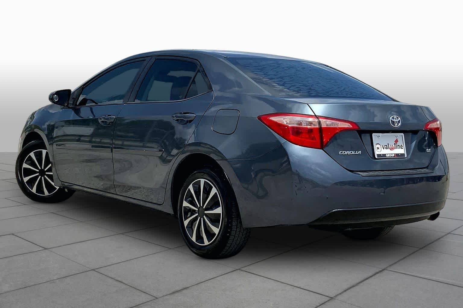 Used 2018 Slate Metallic Toyota LE image 12