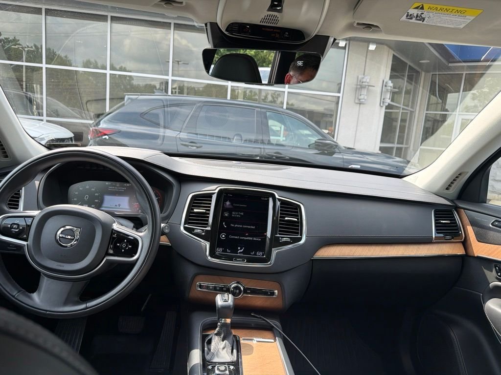 Used 2020 Onyx Black Metallic Volvo T6 Inscription image 9
