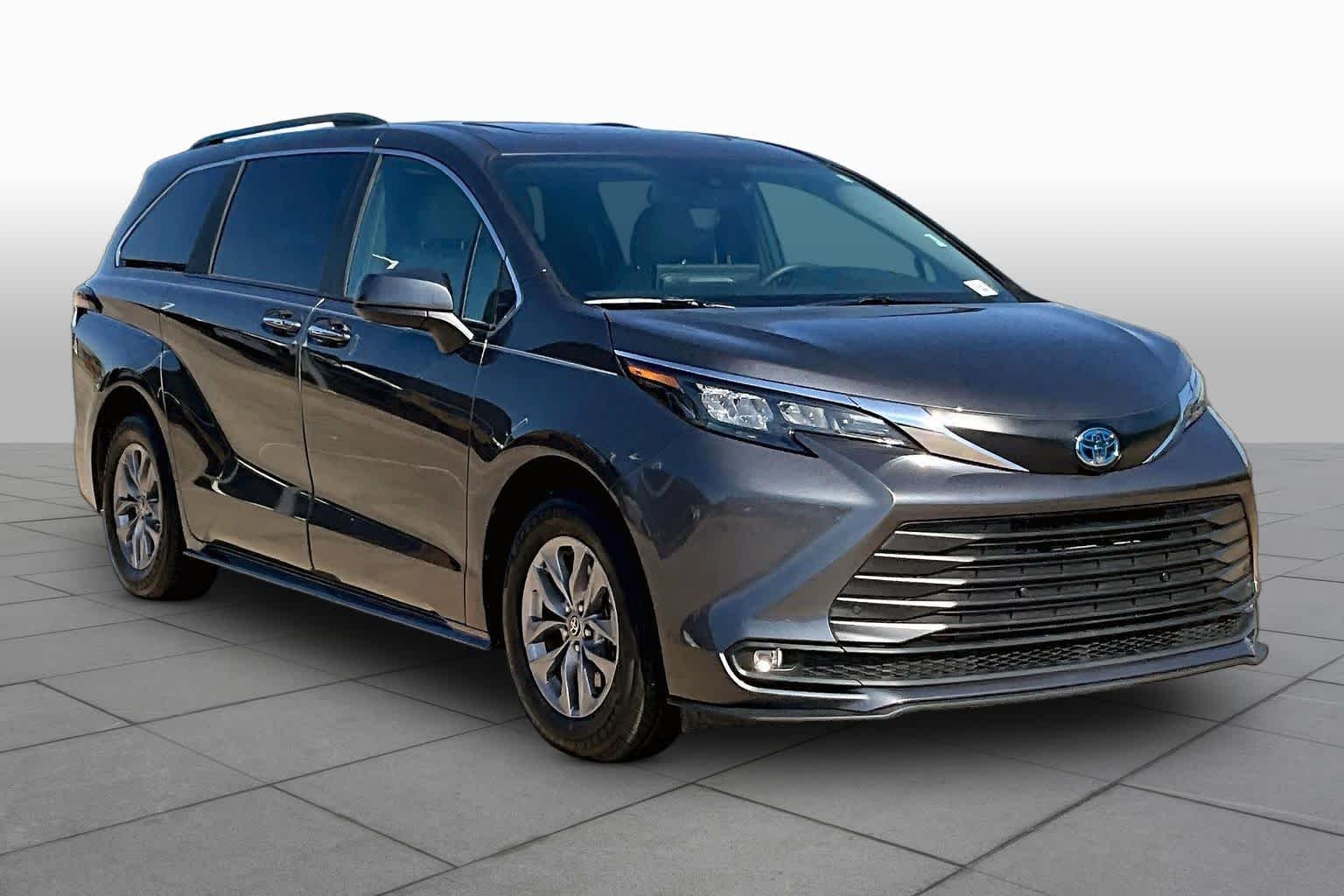 Used 2025 MAGNETIC GRAY METALLIC Toyota XLE Autono-MaaS image 3