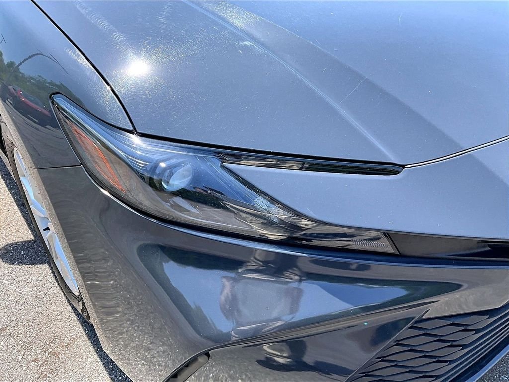 Used 2025 Gray Toyota LE image 33