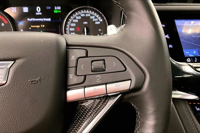 Used 2024 Crystal White Tricoat Cadillac Sport image 28