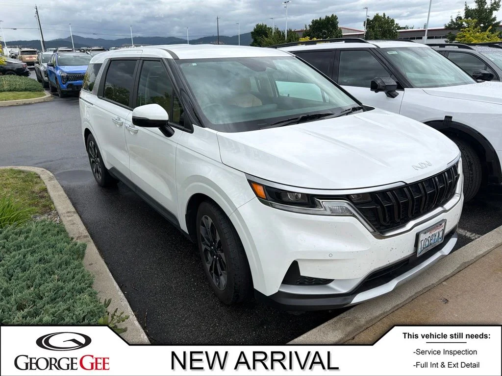 Used 2024 White Kia EX image 1