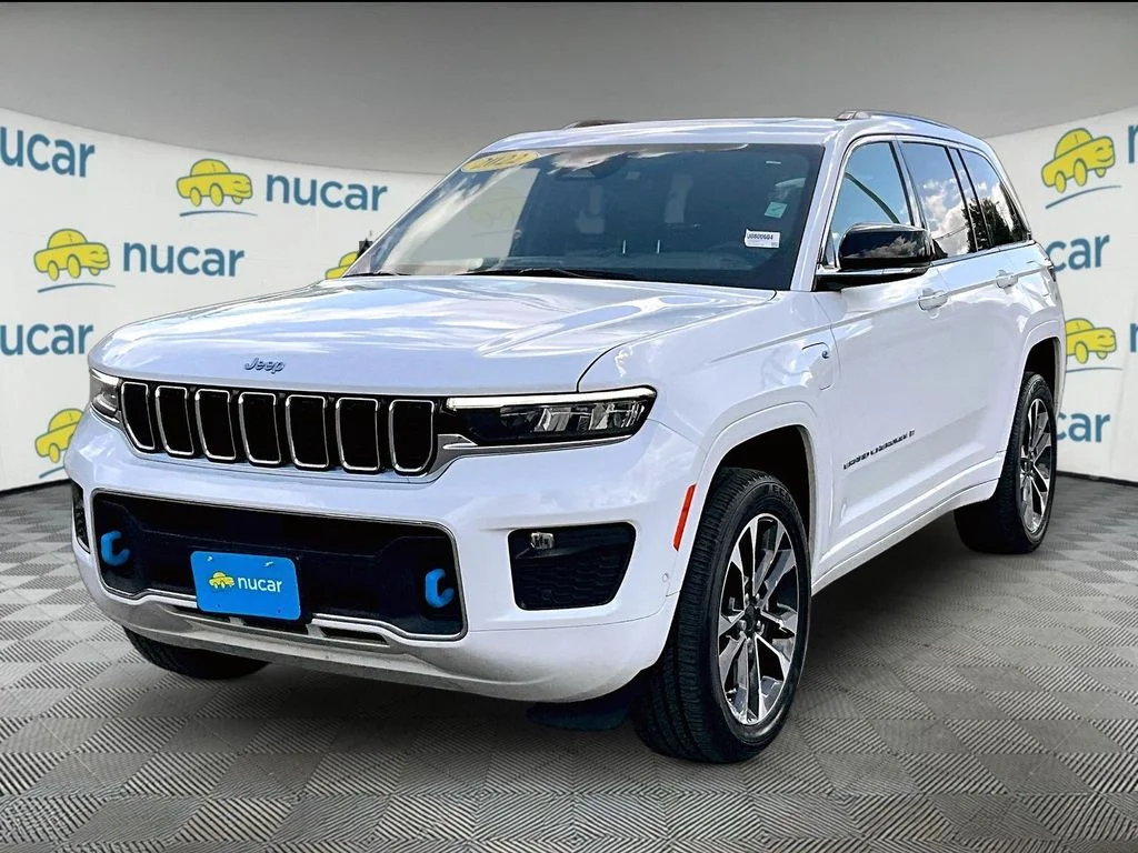 Used 2022 White Jeep Overland 4xe image 3