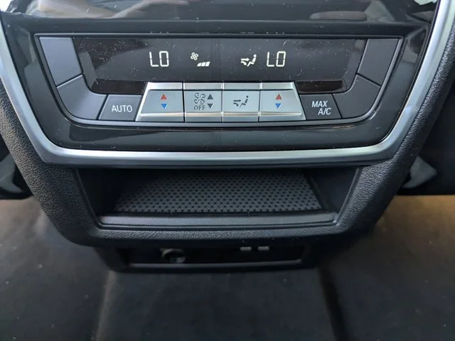 New 2026 Dravit Grey Metallic BMW sDrive40i image 18