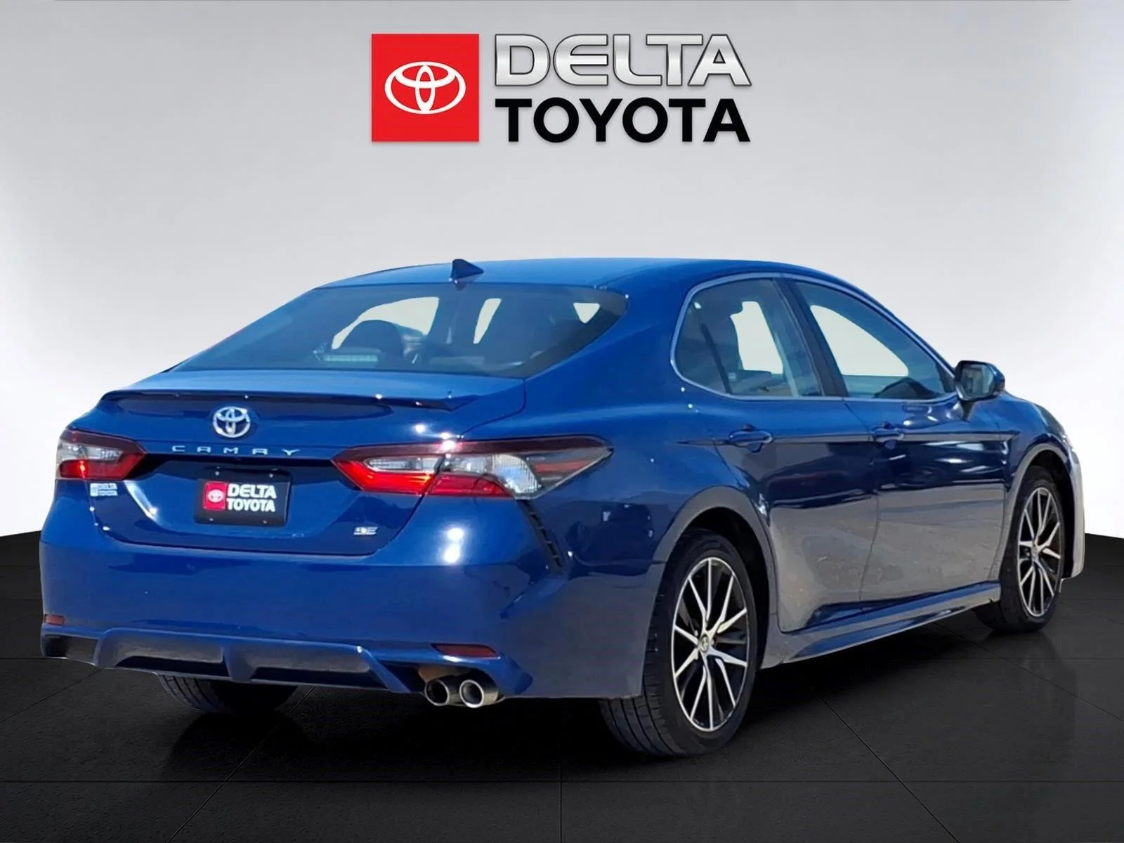 Used 2024 Reservoir Blue TOYOTA SE NIGHTSHADE AUTO image 5