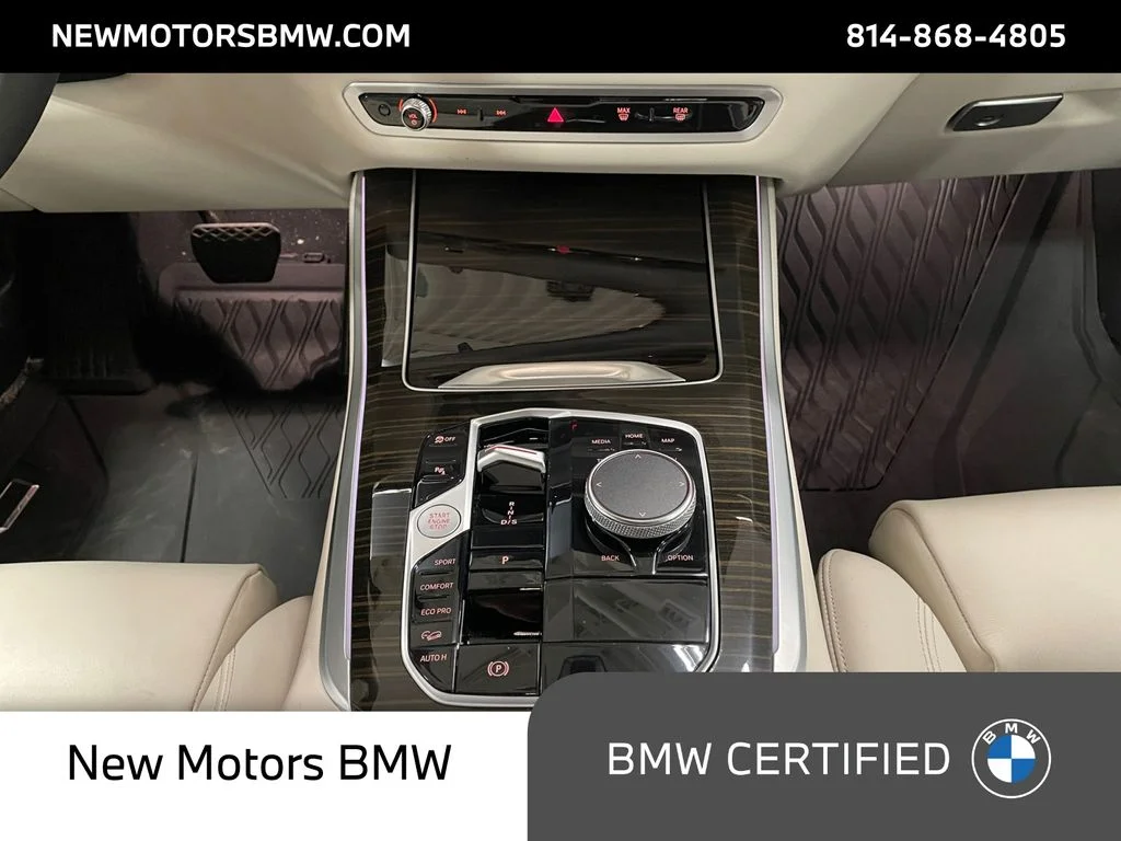 Used 2024 Black Sapphire Metallic BMW xDrive40i image 11