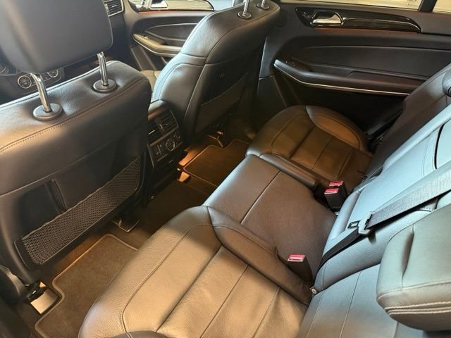 Used 2017  Mercedes-Benz GLS 550 image 14