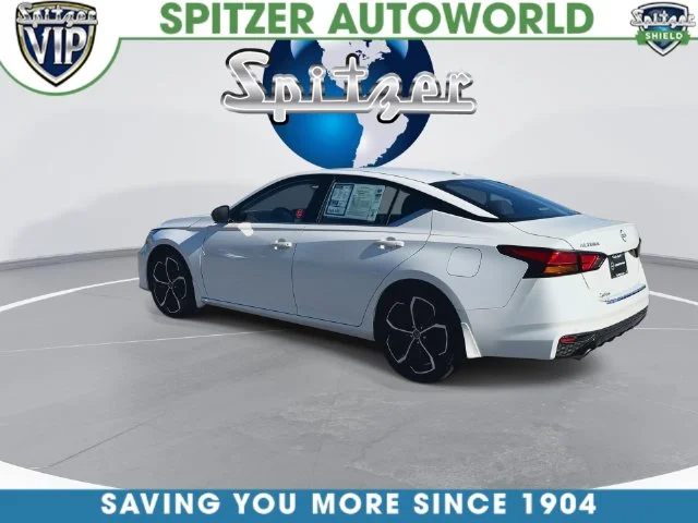 Used 2023 White Nissan 2.5 SR image 12