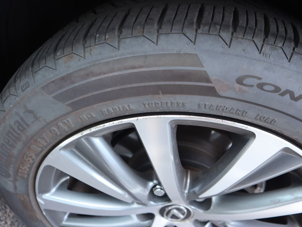 Used 2019 Beige Metallic Lexus 300h image 27