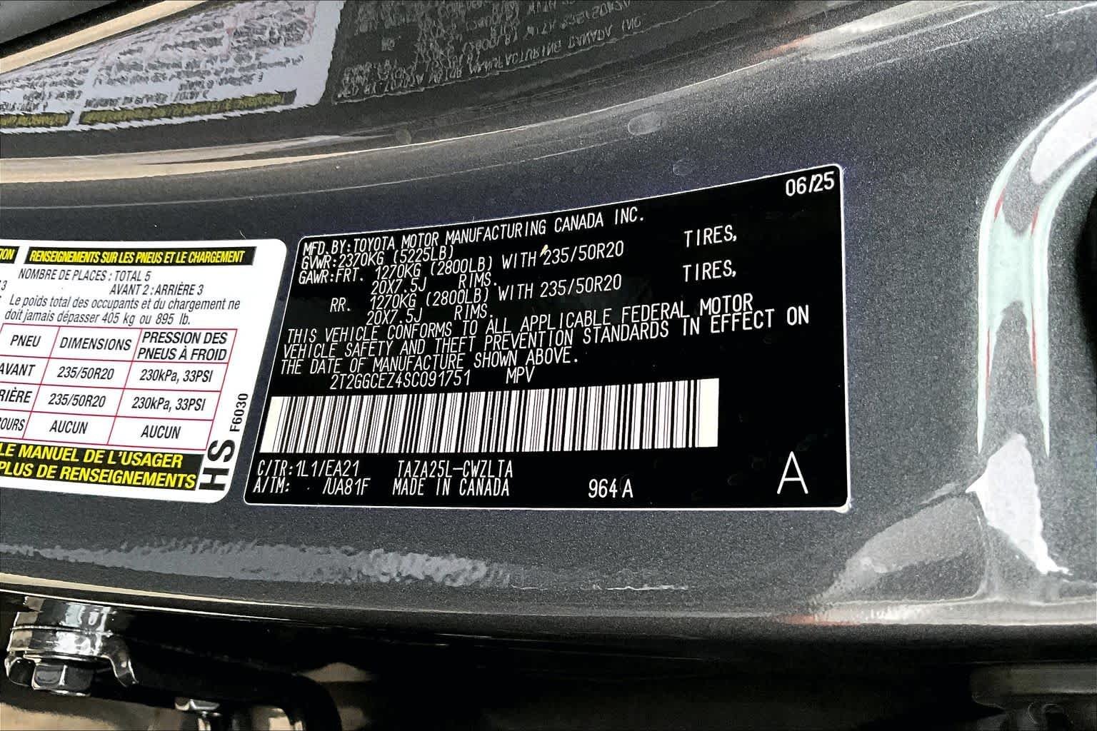 Certified Used 2025 SONIC CHROME Lexus Premium image 37