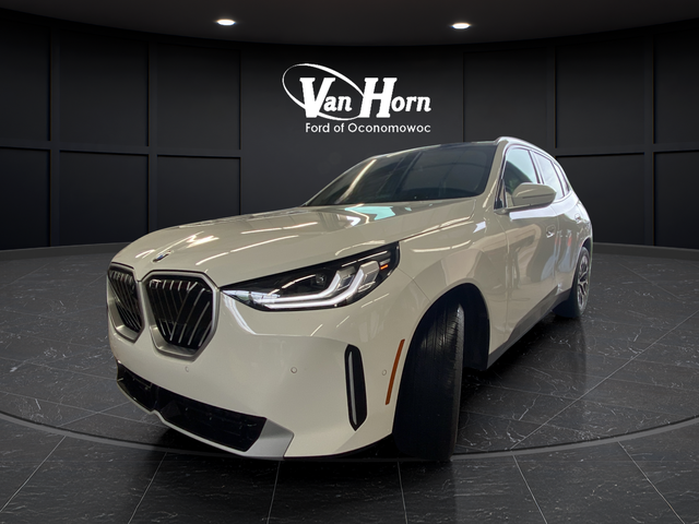 Used 2025 Alpine White BMW 30 xDrive image 3