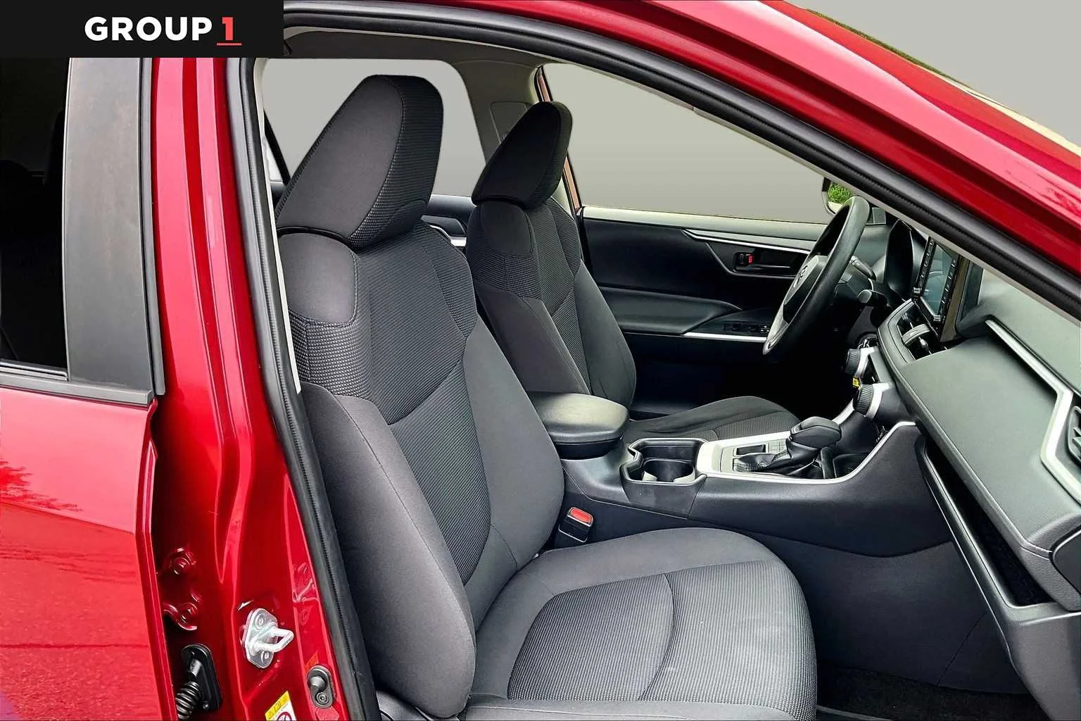Certified Used 2019 Ruby Flare Pearl Toyota LE image 8