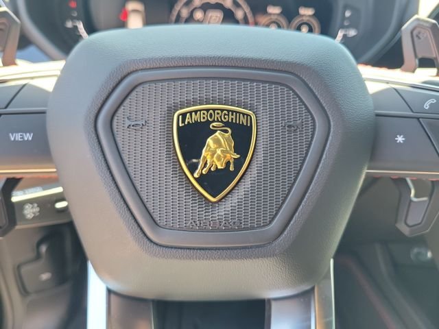 Used 2024 Nero Noctis Metallic Lamborghini S image 7