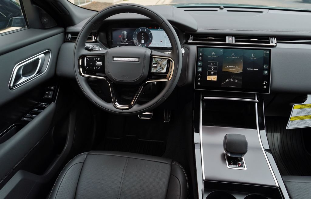 New 2026 Giola Green Land Rover Belgravia Edition Satin image 15
