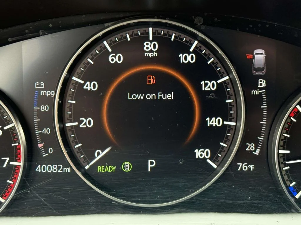 Used 2024 Gray Mazda 3.3 Turbo Preferred Plus image 29