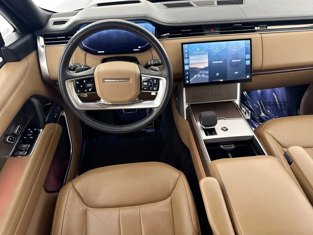 Certified Used 2025 Black Land Rover SE image 23