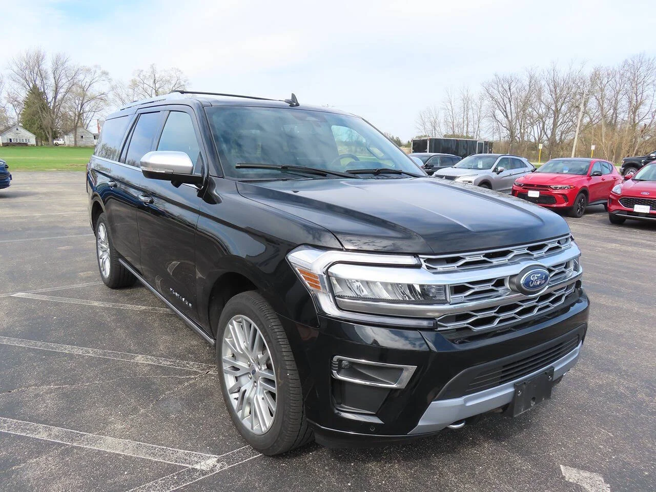 Used 2023 Agate Black Ford Platinum 4x4 4dr SUV image 3