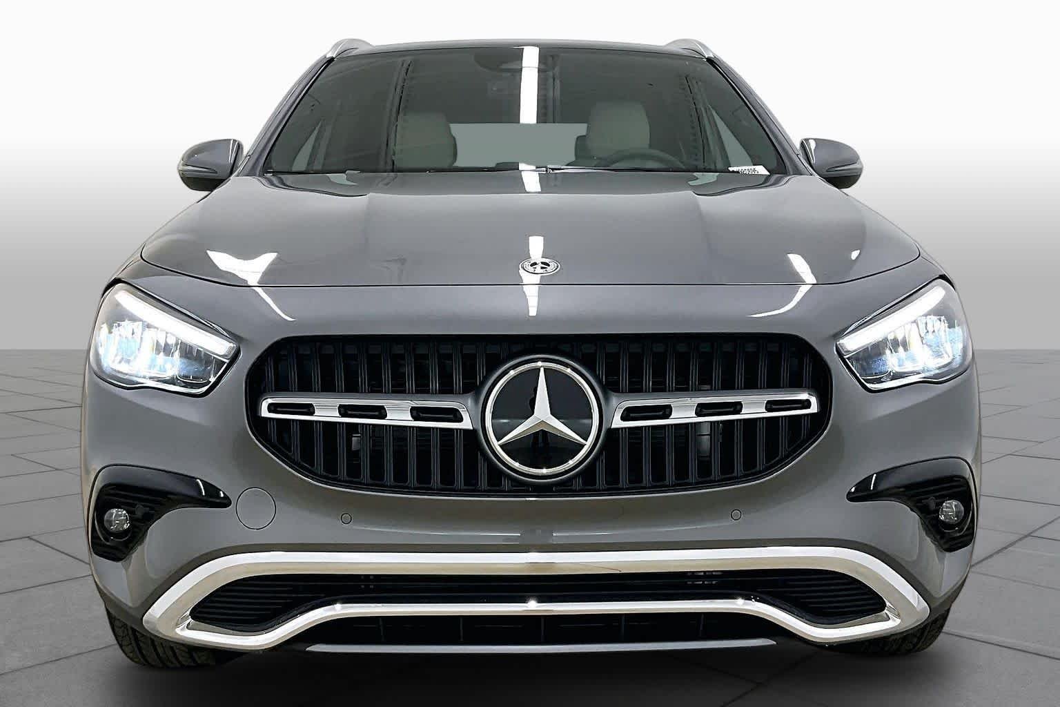 New 2026 Mountain Grey Metallic Mercedes-Benz GLA 250 image 3
