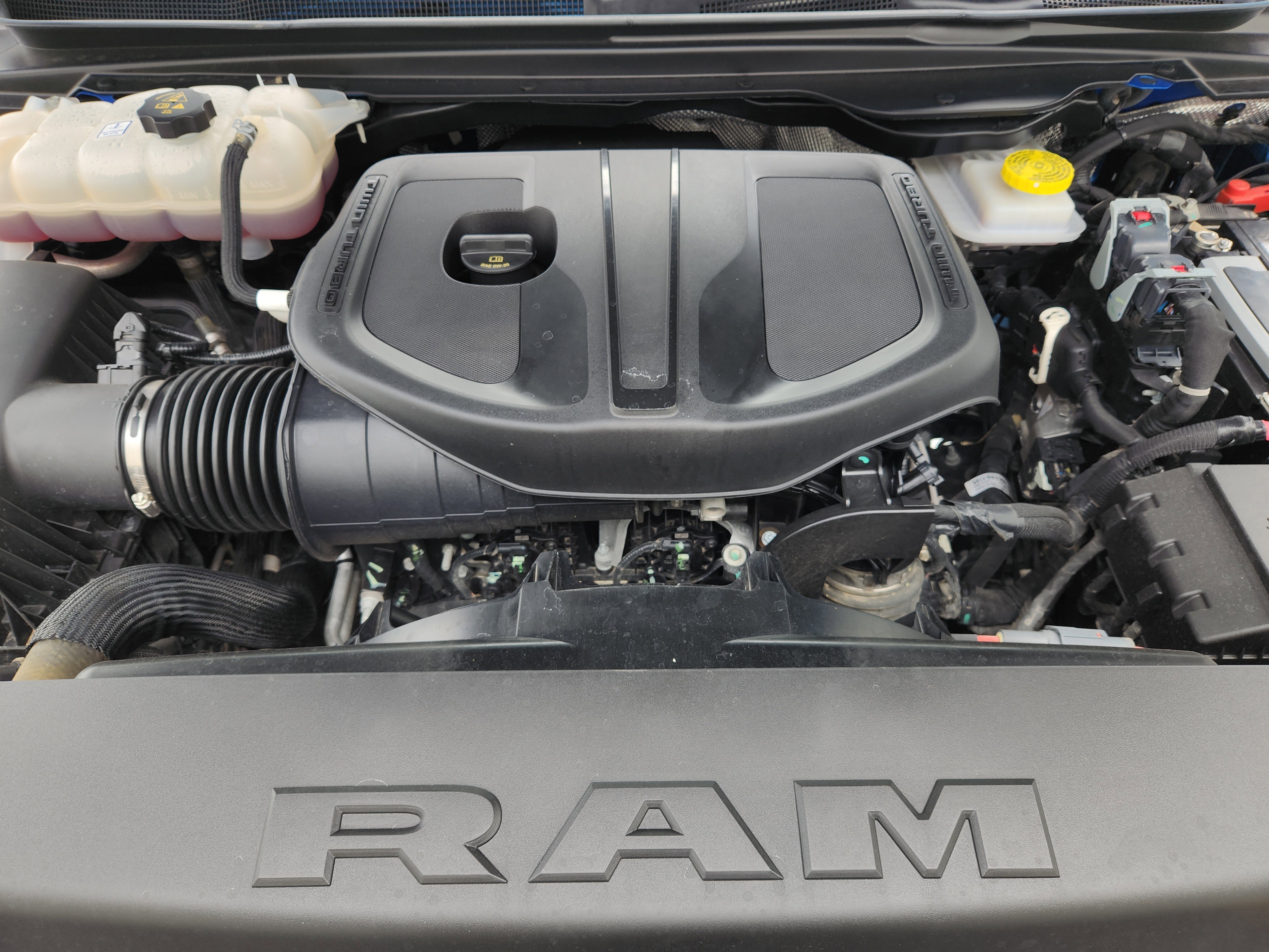 Used 2025 Hydro Blue Pearlcoat Ram Warlock image 34