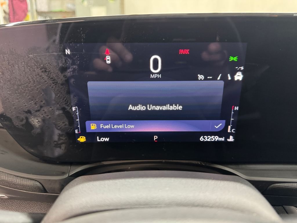 Used 2024 Summit White Buick Preferred image 18