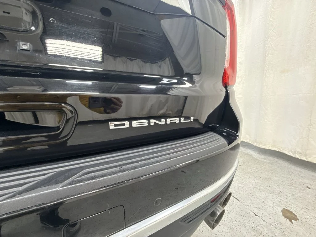 Certified Used 2022 ONYX BLACK GMC Denali image 40