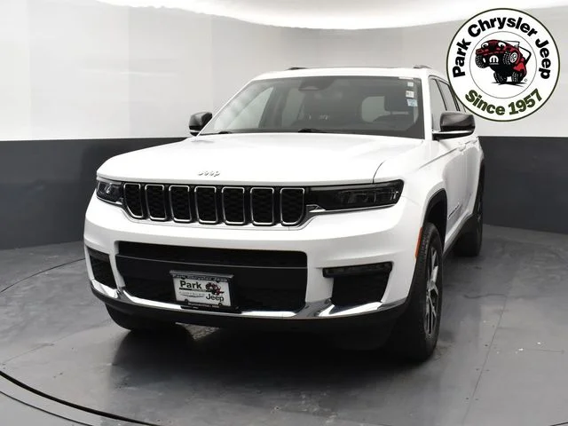 Used 2023 Jeep Grand Cherokee L Limited with VIN 1C4RJKBG5P8810746 for sale in Burnsville, Minnesota