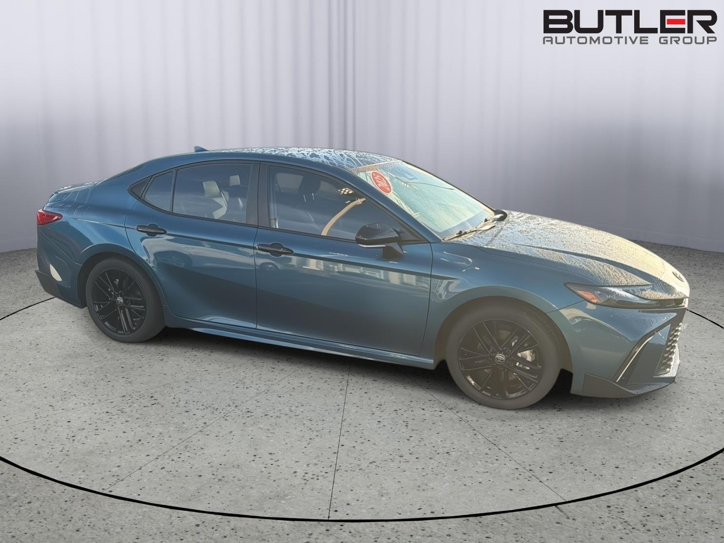 Used 2025 Ocean Gem Toyota SE image 7