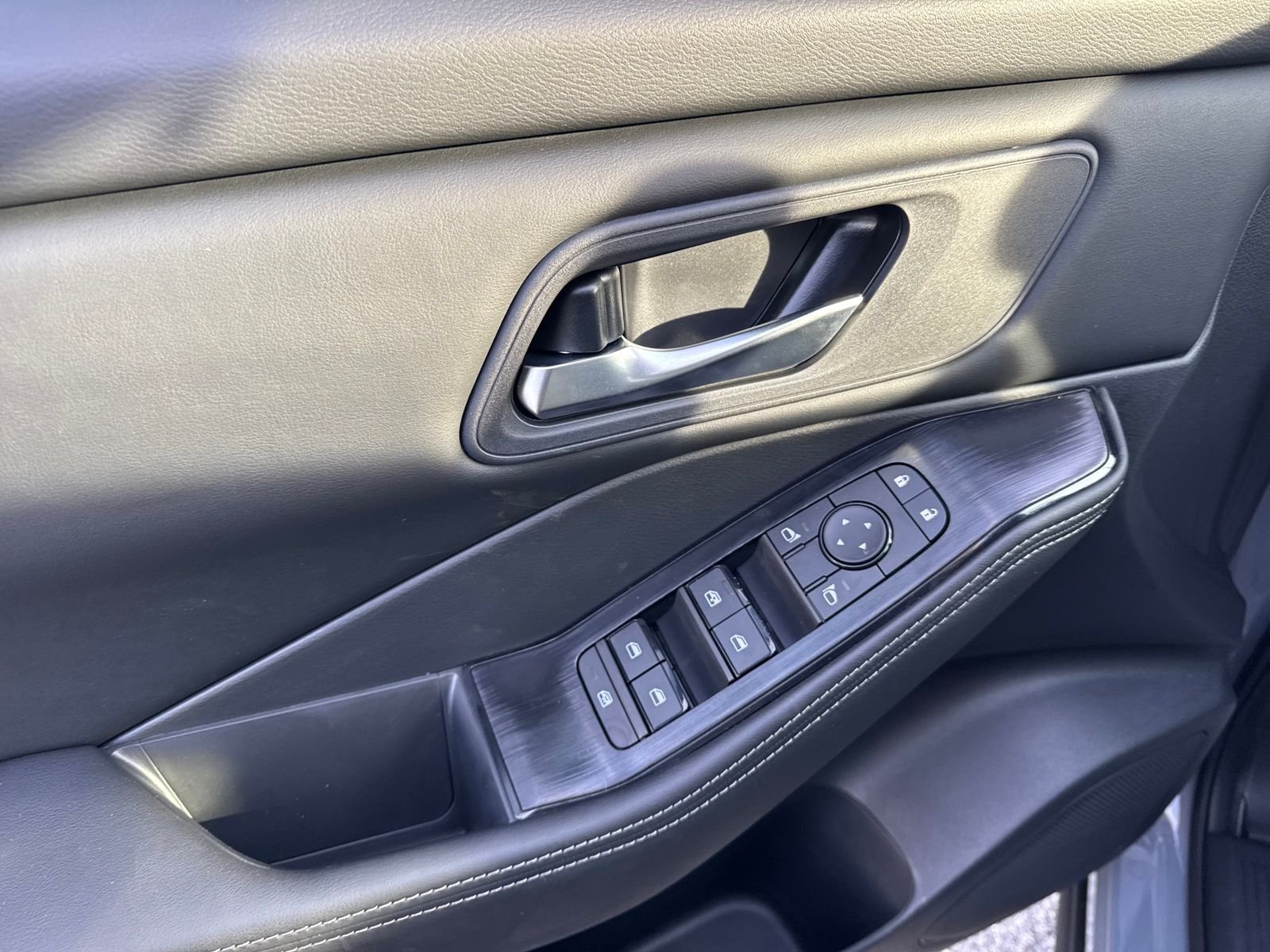 New 2026 Nissan Rogue SV 4D Sport Utility