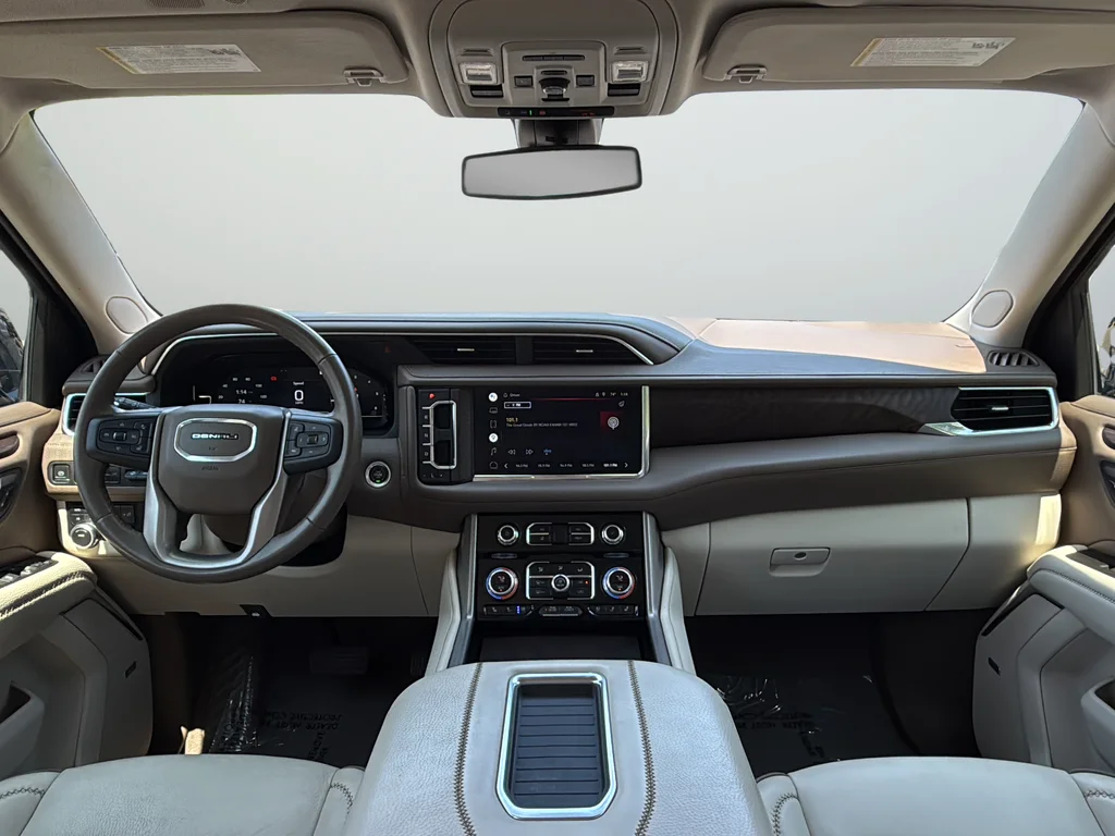 Used 2022 Black GMC Denali image 9