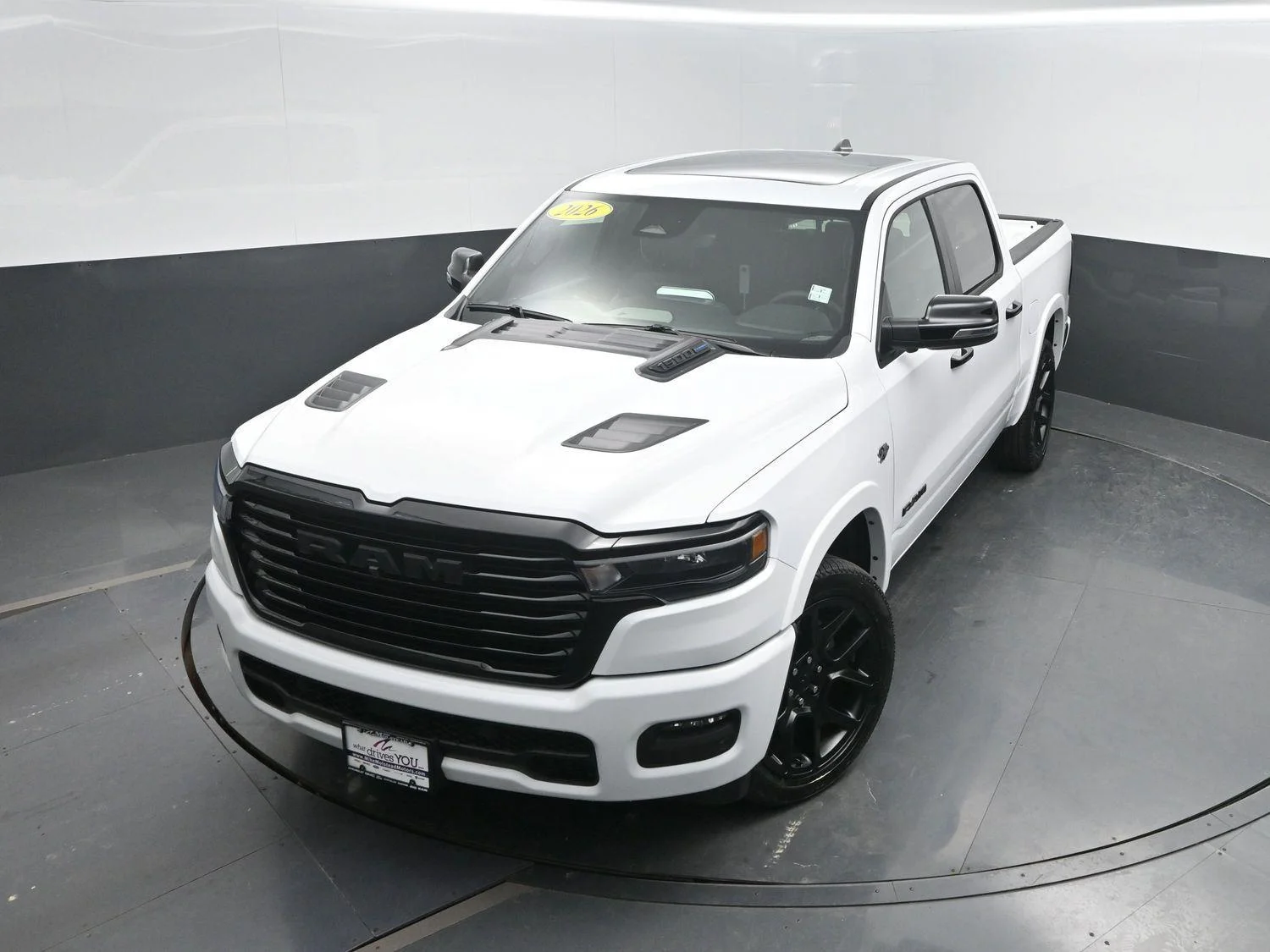 New 2026 Bright White Clear-Coat Exterior Paint RAM Laramie image 41