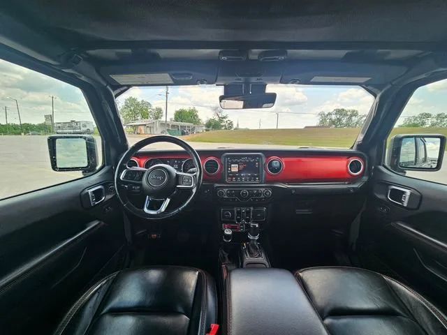 Used 2020 Gray Jeep Rubicon image 12