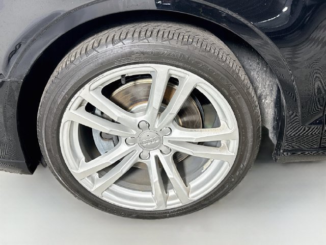 Used 2018 Brilliant Black Audi 2.0T Premium image 31