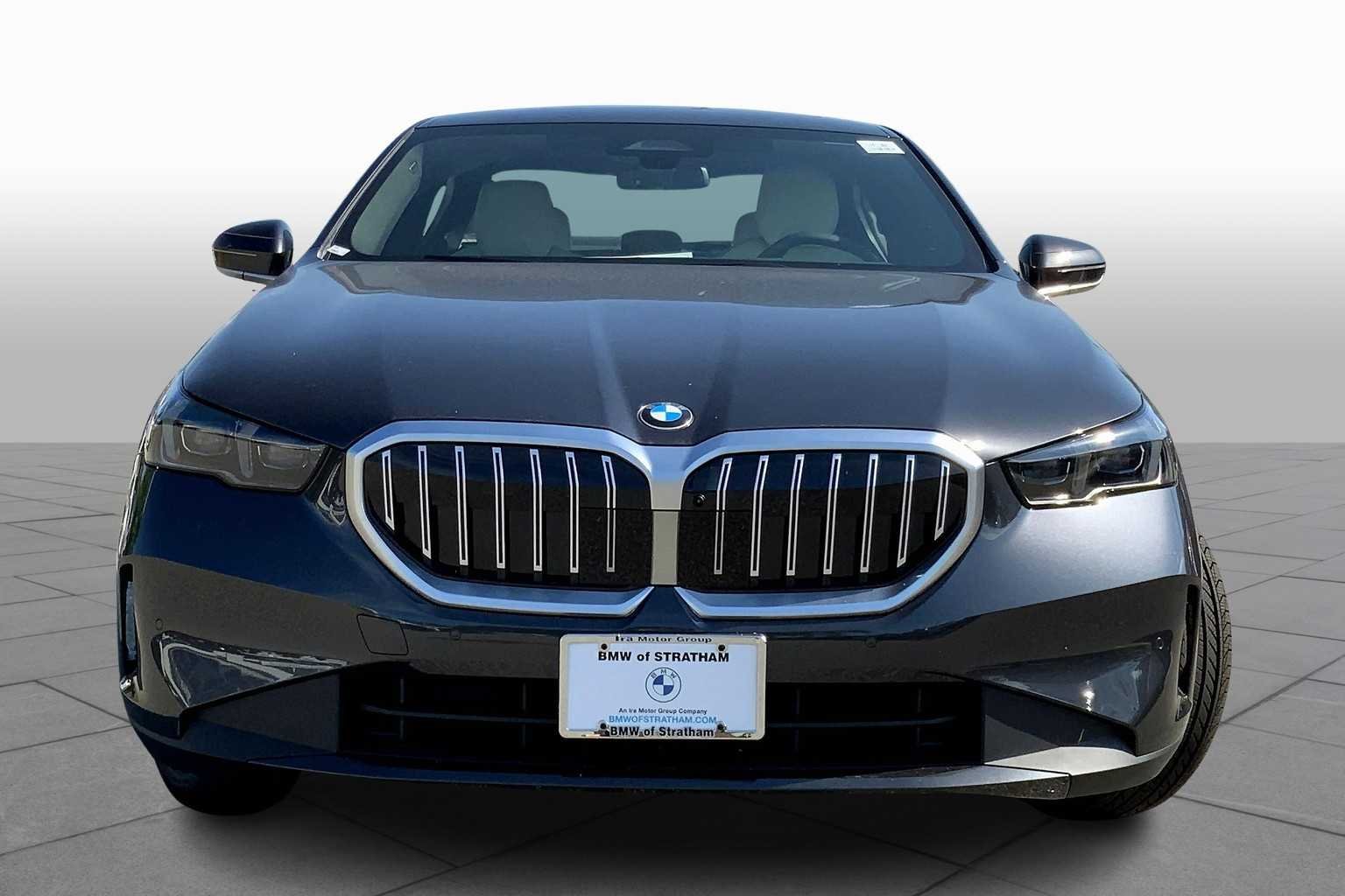 2026 BMW 5 Series 530i - Photo 3