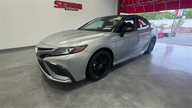 Certified Used 2023 CELESTIAL SILVER/MID Toyota  image 5