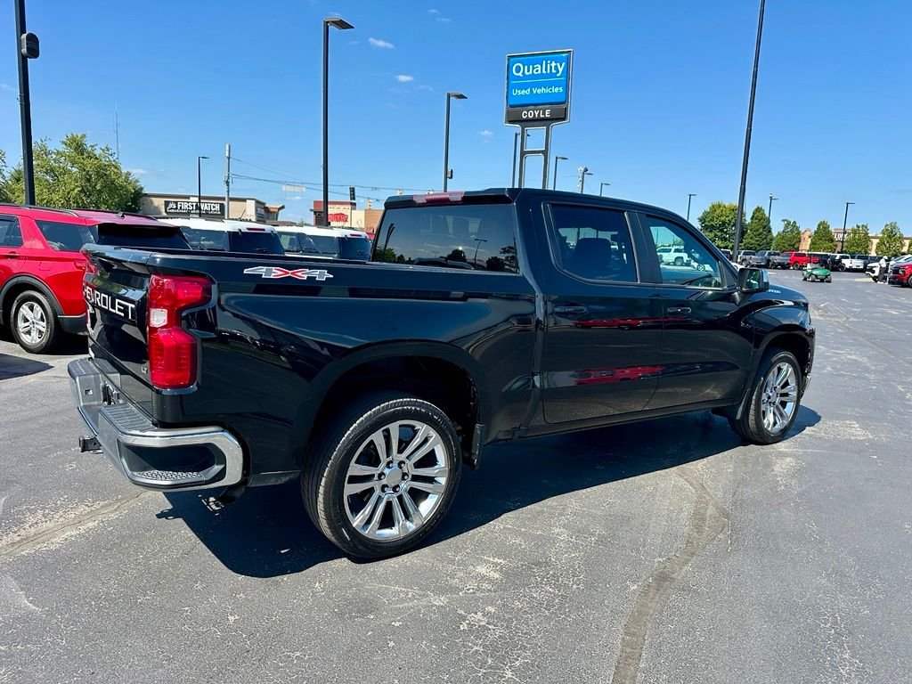 Used 2021 Black Chevrolet LT image 3