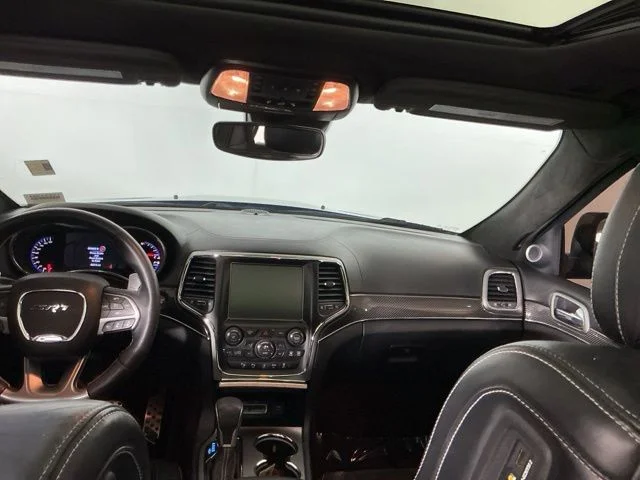 Used 2017 Diamond Black Crystal Pearlcoat Jeep SRT image 24