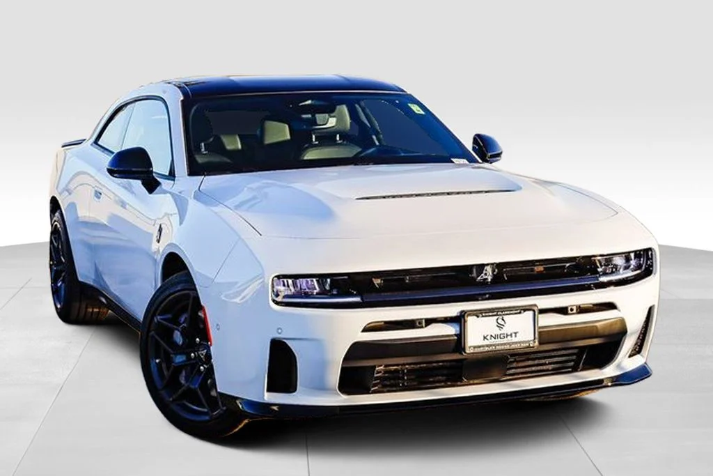 New 2026 Dodge Charger R/T Scat Pack 2D Coupe in Claremont #CH2705
