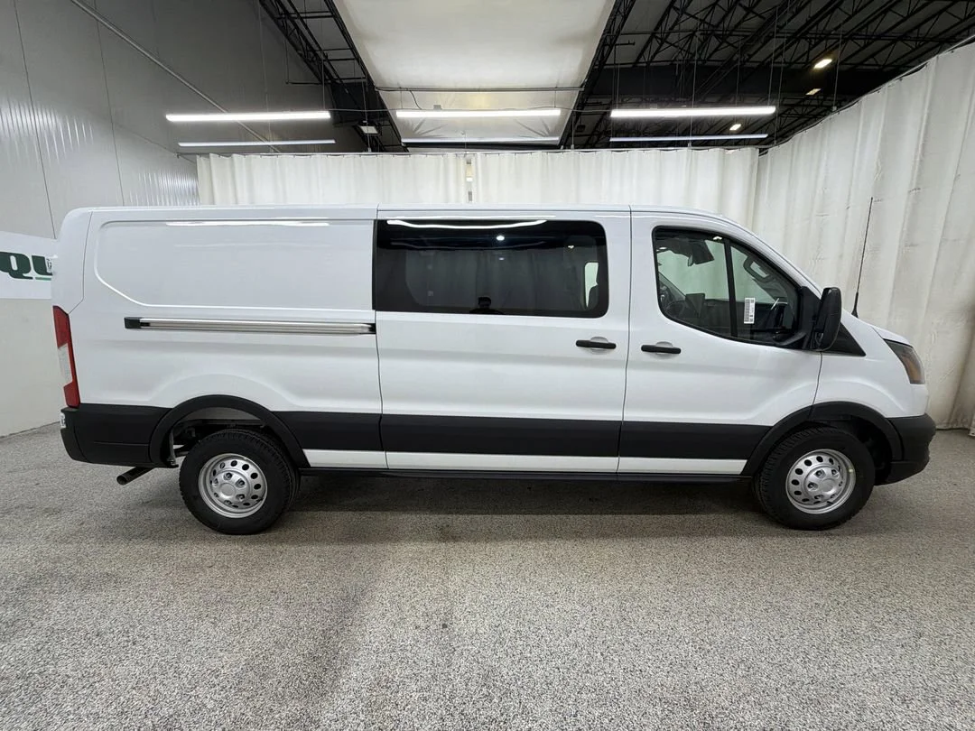 New 2026 Oxford White Ford Cargo Van image 5