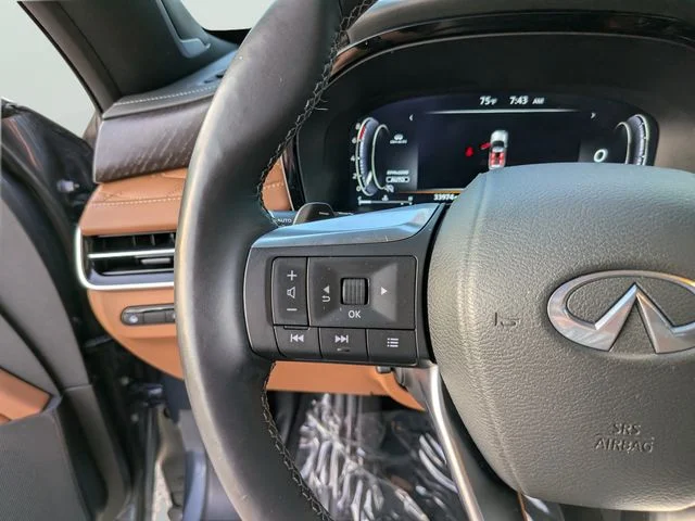 Used 2025 Blue INFINITI Autograph image 32