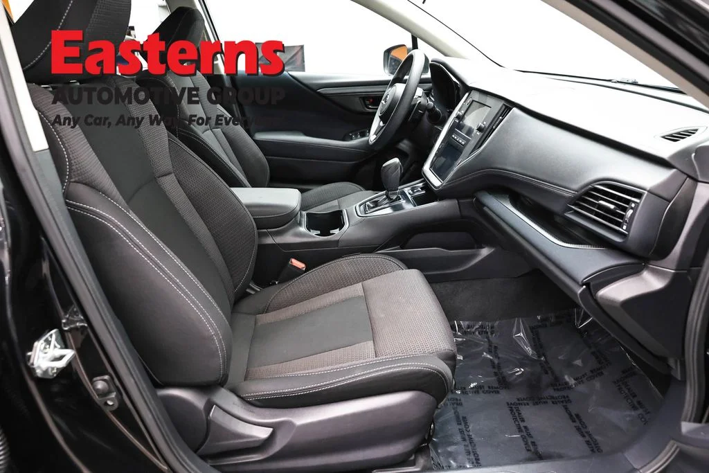 Used 2022 Black Subaru 2.5i image 23