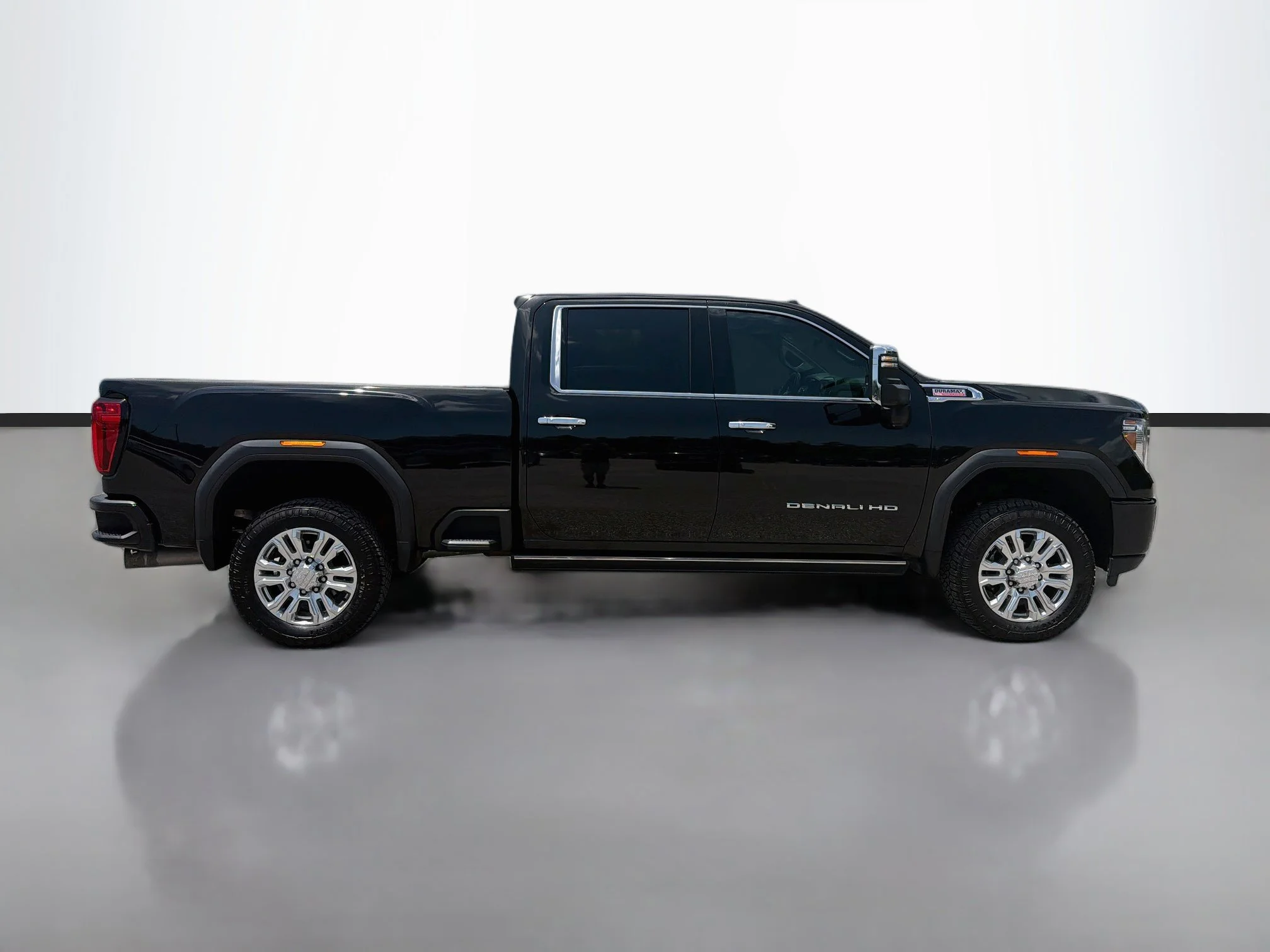 Used 2023 Ebony Twilight Metallic GMC Denali image 6