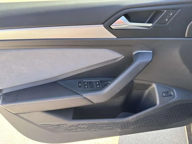 New 2026 Gray Volkswagen 1.5T SE image 17