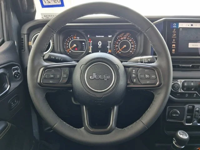 Used 2025 Gray Jeep High Tide image 12