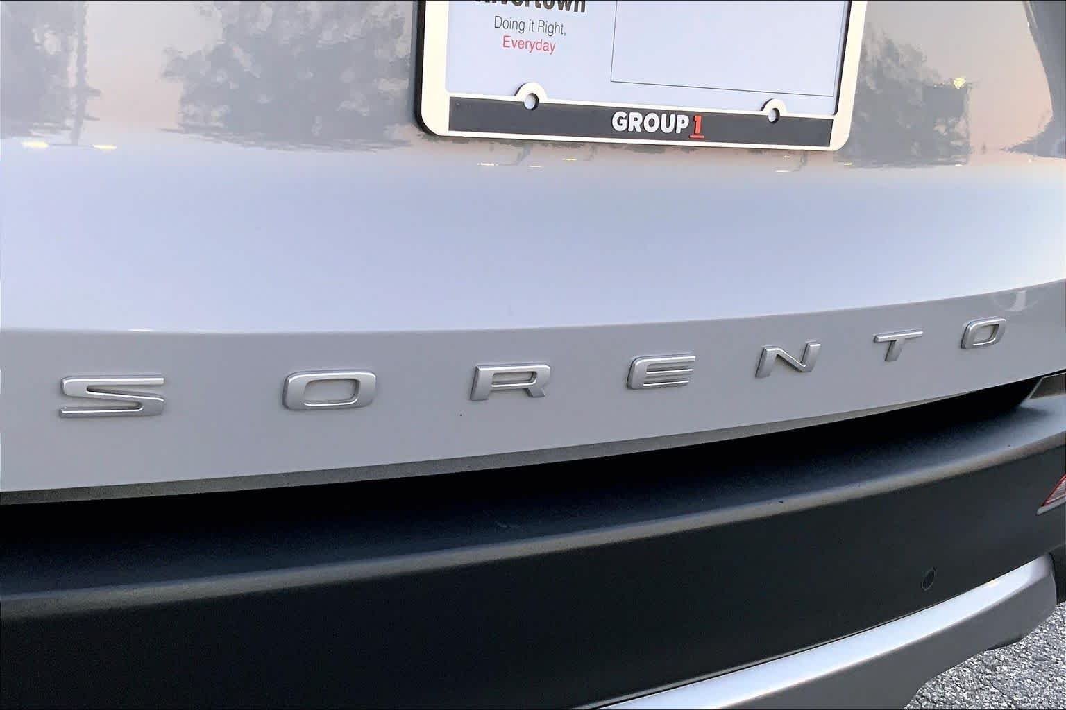Used 2022 Wolf Gray Kia X-Line SX Prestige image 9