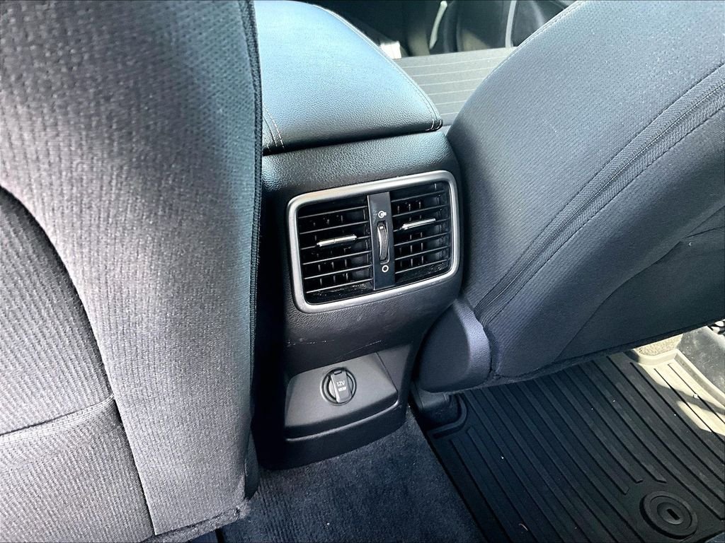 Used 2020 Red Kia LX image 28