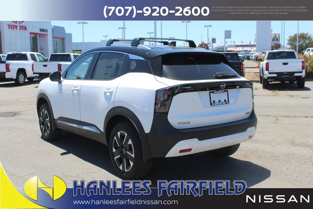 New 2026 Aspen White TriCoat / Super Black Two-tone Nissan SV image 9