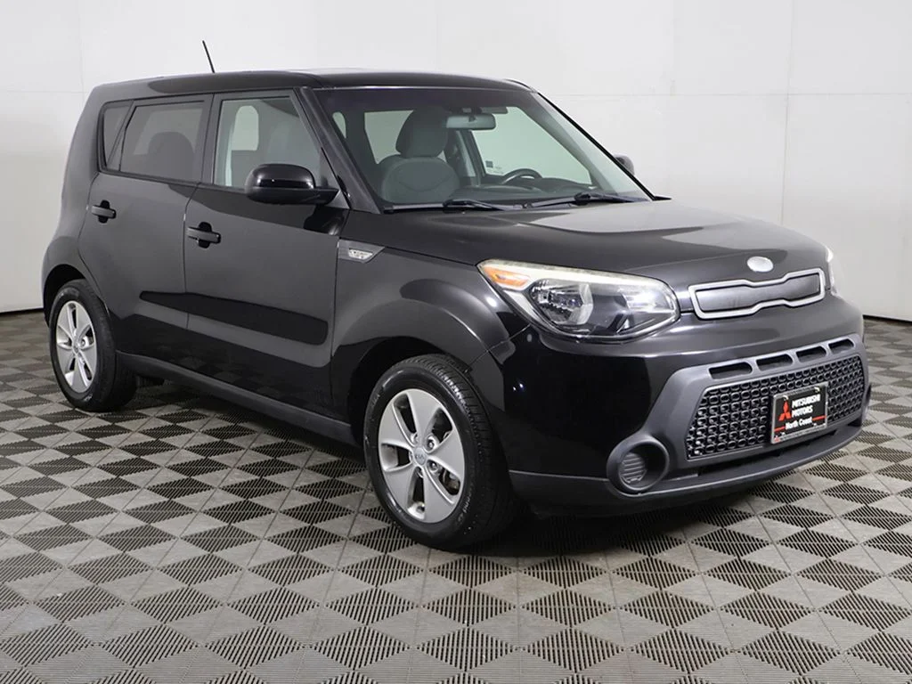 Used 2014 Kia Soul Base with VIN KNDJN2A28E7728116 for sale in Parma, OH